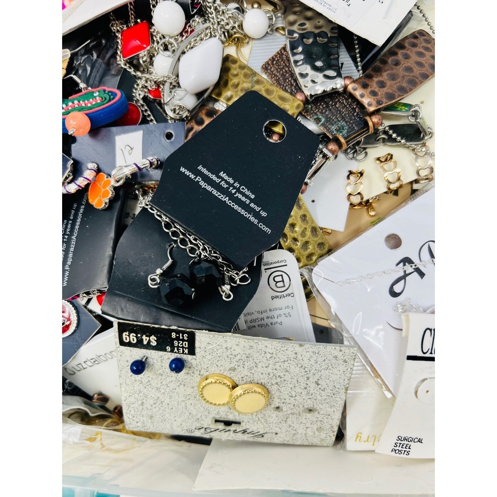 Mystery Jewelry Assorted New Necklace, Bracelet, Earring Lot of 4lbs Wearable - Picture 5 of 16